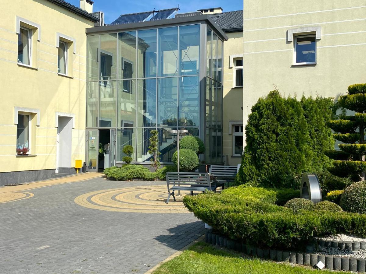 Apartamenty I Pokoje „Pod Jedynka” Konstantynów Łódzki Exteriér fotografie